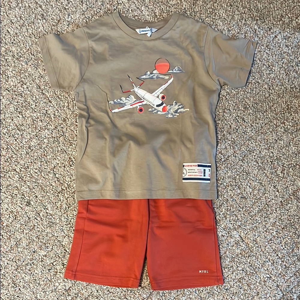 Mayoral Kids Airplane Graphic Set - Tan and Red